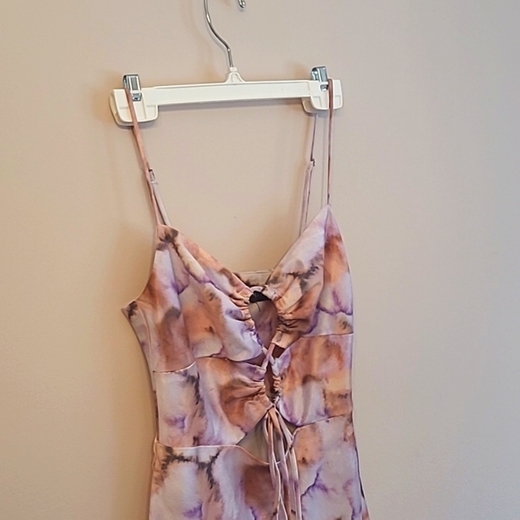 Dynamite Midi Tie Dye Satin Dress With Cutout/Tie Front Detail Size XXS - Picture 3 of 6